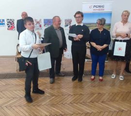 371123309_869679391373102_7663645511607410626_n