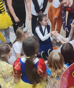 received_384546114270095