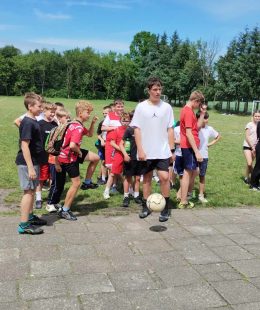 447673328_911967857400784_5332676504753945832_n